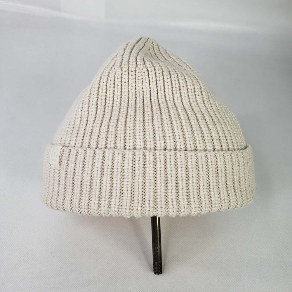 Lululemon Close-Fit Wool Blend Ribbed Knit Beanie Heathered Bone One Size OS
